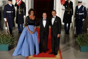 Michelle Obama vuelve a confiar en Carolina Herrera (Fotos)