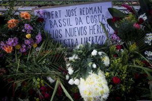 Robert Redman, estudiante asesinado en Chacao, sepultado a pocos metros de Mónica Spear