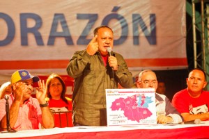 “Si desarrollan una aventura golpista, nosotros ejerceríamos una rebelión total”, dice Cabello (Video)