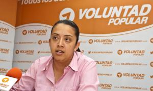 Gaby Arellano exige renuncia de Maduro