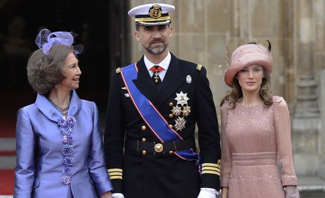 Los sueldos de la Reina Sofía y Doña Letizia salen a la luz