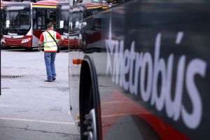 Suspenden varias rutas de Metrobús este viernes