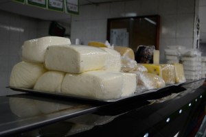El precio del queso aumenta cada 15 días