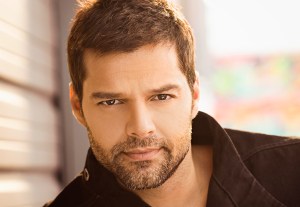 Ricky Martin lanza aplicación para verlo en concierto de forma personalizada