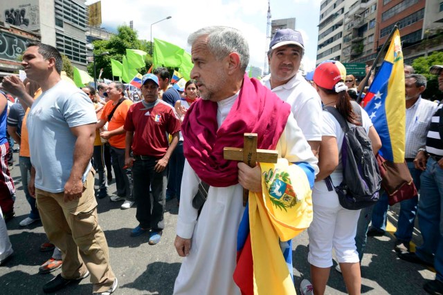 VENEZUELA-POLITICS-CUBA-PROTEST