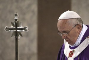 El papa Francisco oficia su primer Miércoles de Ceniza