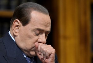 Silvio Berlusconi tiene dos días hospitalizado, reveló su abogado