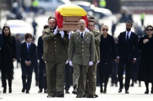 Los españoles se despiden del expresidente Adolfo Suárez