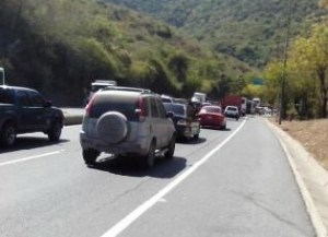 Reportan Caracas- La Guaira con tránsito fluido