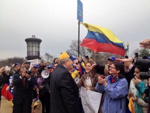 Embajador panameño ante la OEA es felicitado por los venezolanos (Fotos)