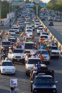 En Maracaibo realizaron caravana por liberación de los presos políticos (Fotos)