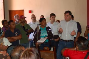 Concejales de Sucre evitan invasión a terrenos de Caucagüita