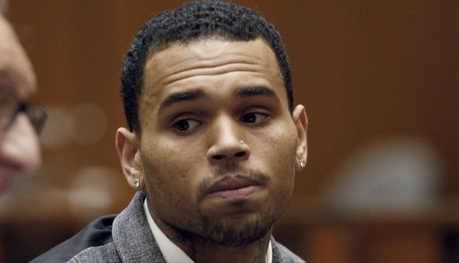 Chris Brown sale de la cárcel