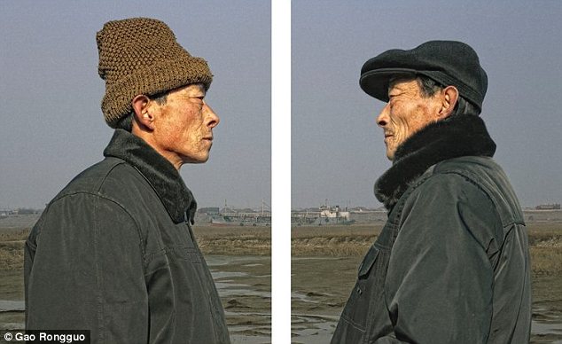 Sorprendente trabajo fotográfico donde se enmarca las diferencias entre gemelos a su edad adulta