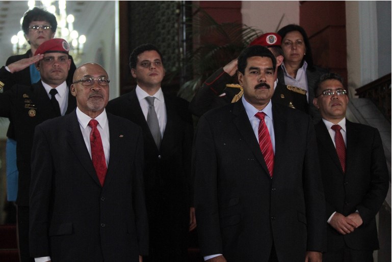 Maduro: Hemos solicitado a Unasur una reunión para exponer los hechos en Venezuela