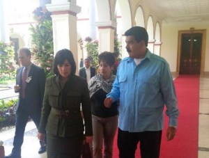 Tras ataques a CNN, Maduro dejó que lo entrevistaran