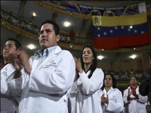 Médicos venezolanos recibirán curso para tratar ébola en Africa