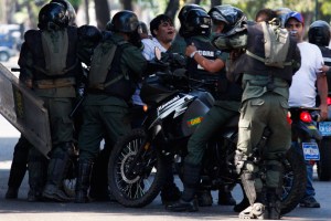 Fiscal General admite “excesos policiales” durante protestas