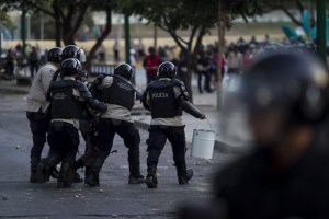 Venezolanos trasladan a foros internacionales el conflicto por las protestas