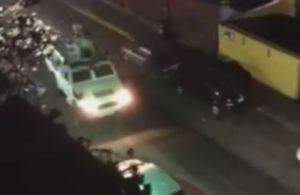 GNB destruye vehículos en Chacao usando el “rinoceronte” (Video)