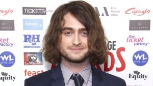 Protagonista de Harry Potter sufre burlas por su nuevo look (Fotos)