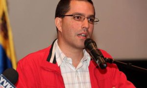 Arreaza asegura que el 40% de lo que se consume es producido en Venezuela