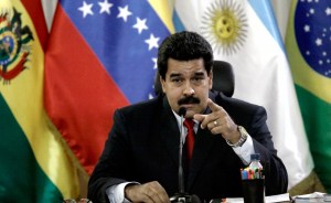 Maduro anuncia detención de tres generales de la aviación por conspiración