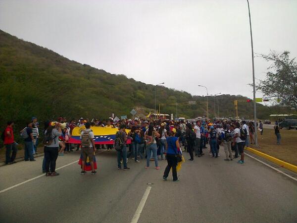 Estudiantes marchan en Margarita #27M (Fotos)