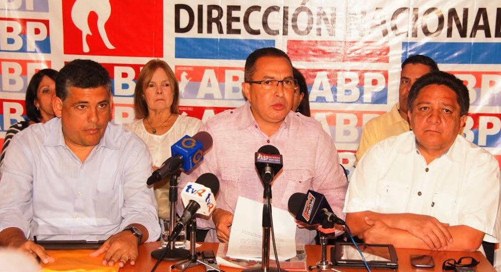 ABP solicitó la inmediata renuncia de Justo Noguera