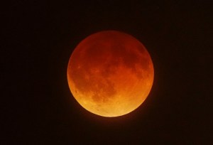 Espectaculares fotos de la luna roja