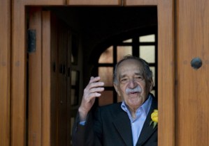 Gabriel García Márquez abandona el hospital de México