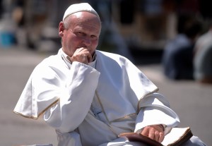 Un papa Juan Pablo apareció en Roma (Fotos)
