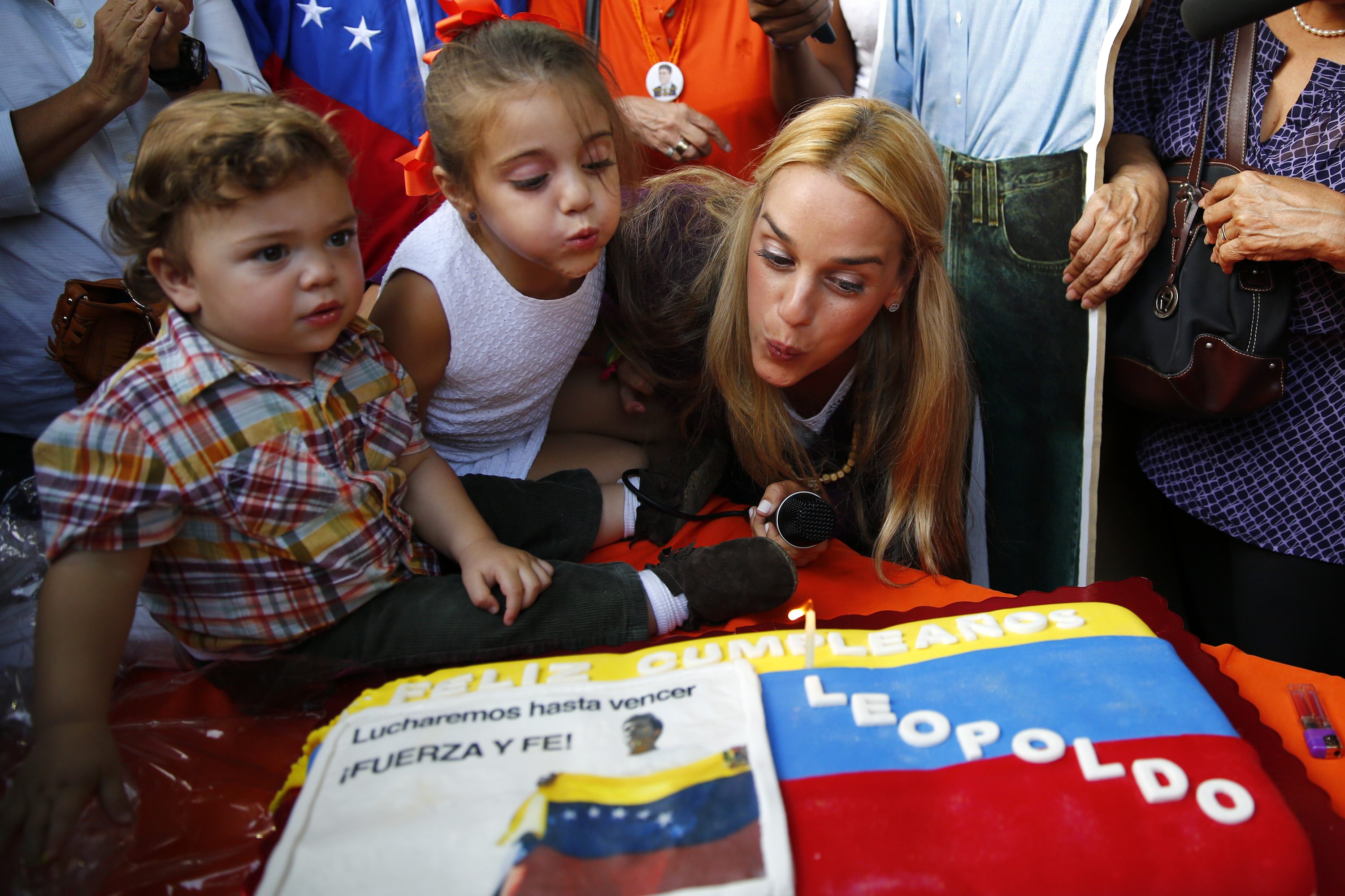 Lilian Tintori: Así como quieren destruir a mi familia, quieren destruir a Venezuela