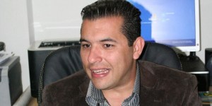 Vielma Mora anuncia candidatura de Alejandro Méndez a San Cristóbal