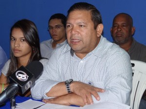 Velásquez: Gobernador Rangel destinó crédito de Bs. 27 mil millones para saraos y publicidad