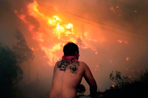 En imágenes: Valparaíso en ruinas tras impresionante incendio
