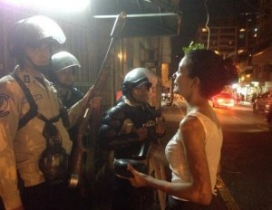 Chacao sin miedo: Vecinos salen a la calle a cacerolear a la PNB (Fotos)