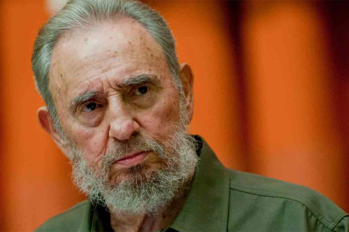 Fidel Castro tacha de “provocación insólita” de Ucrania el derribo del avión