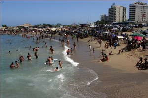 Instalados 35 puntos de control en playas de Vargas