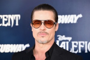 Brad Pitt recibió un puñetazo en el estreno de Maléfica (Fotos + Video)