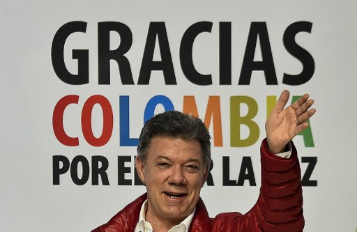 Santos encara campaña difícil para la segunda vuelta presidencial en Colombia