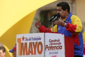 Maduro asegura que no hay restricción de Internet y se burla de EEUU