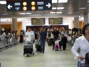 Falsa alarma de bomba en aeropuerto dominicano