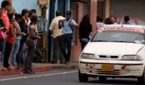 En El Tigre el 30% de la flota de taxis está fuera de servicio por falta de repuestos