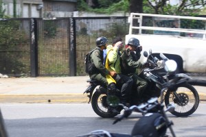 Fuerte represión y detenidos en Las Mercedes (fotos exclusivas)