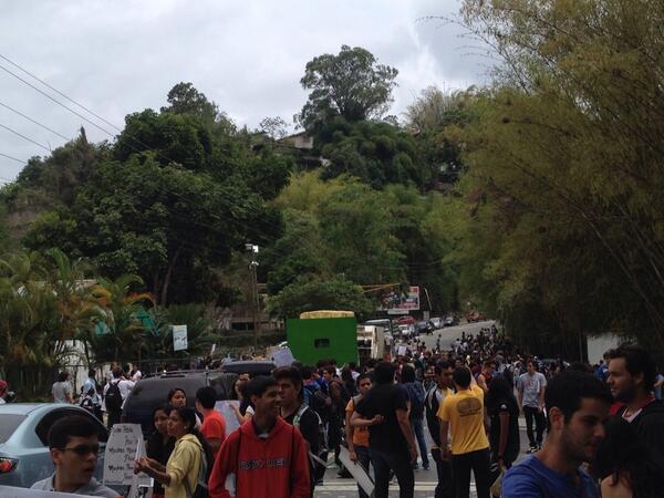 Protesta a las afueras de la USB, piden liberación de estudiantes #15M (Fotos)