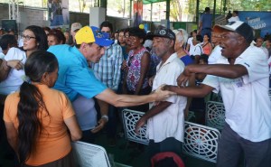 Capriles: Si dejaran de regalar petróleo habría cestatickets para los adultos mayores