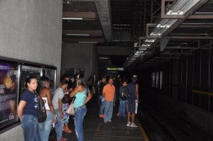 Cuatro estaciones del Metro de Caracas no prestan servicio comercial por falta de luz #9Sep