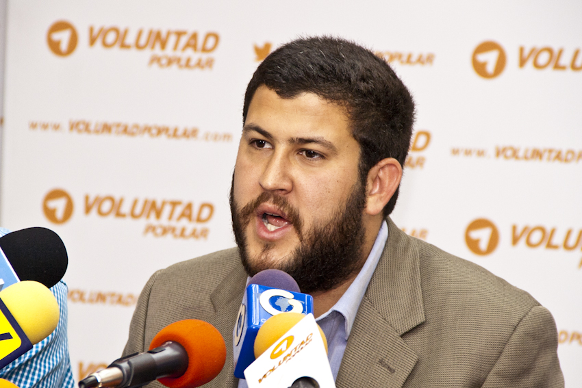 Smolansky participó activamente en la reunión de la Asociación de Alcaldes de Venezuela