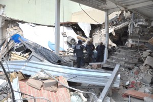 Así quedaron los locales comerciales destruidos por explosión en Campo Claro (Fotos)